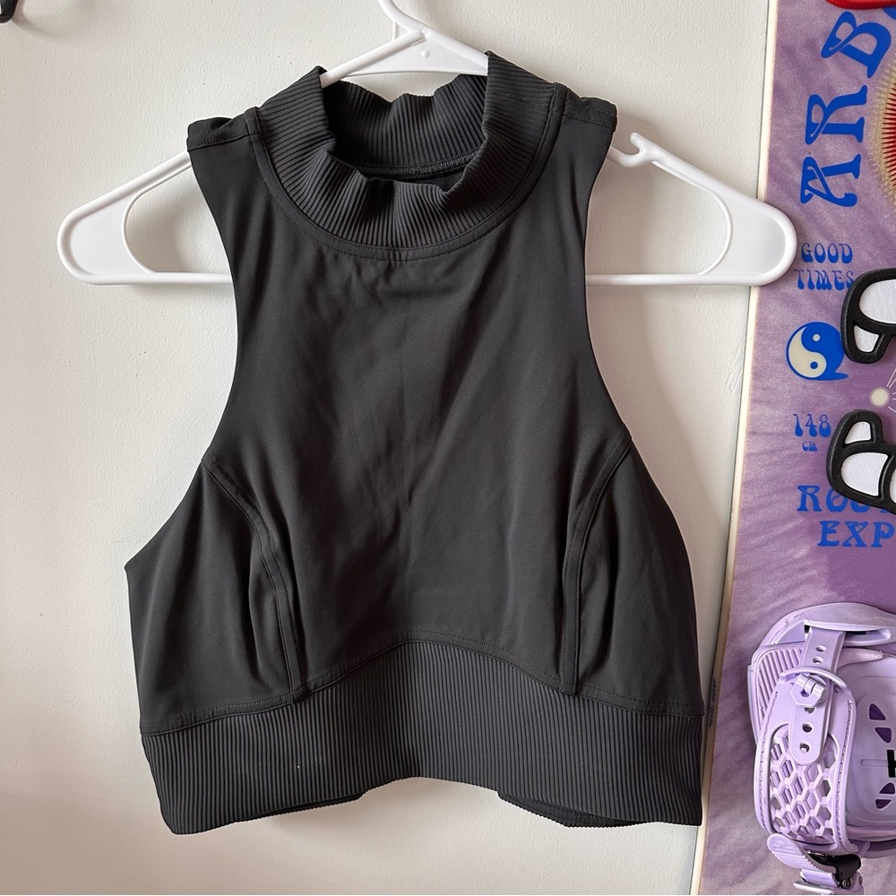 lululemon crop top